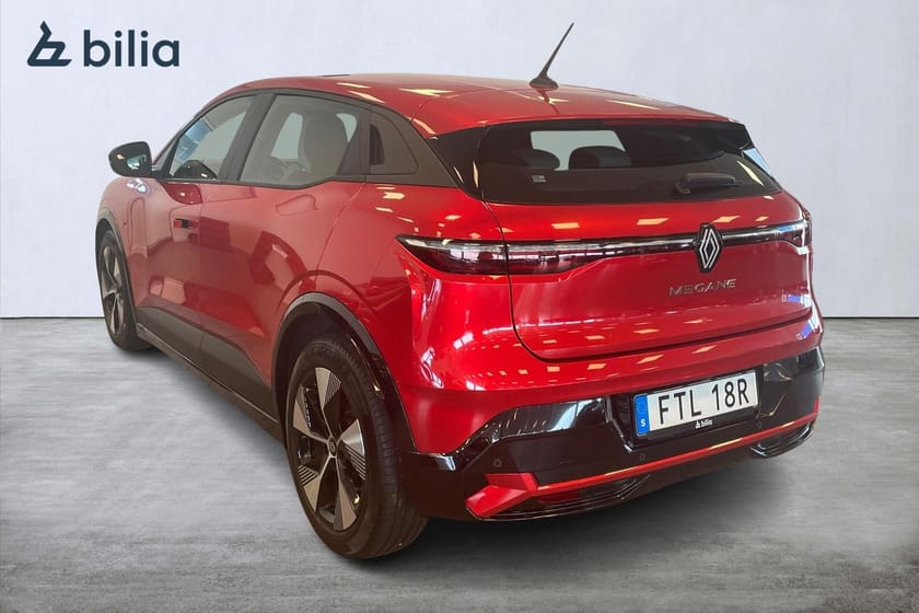 Bild 2 av Renault Mégane E-TECH Equilibre 60kWh/220hk - Backkamera