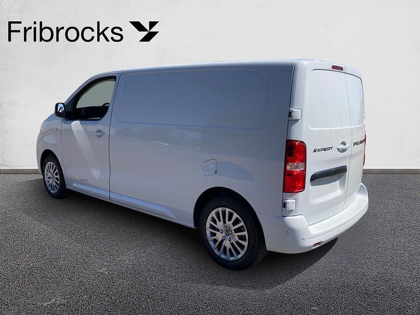 Bild 3 av Peugeot Expert Utökad Last Facelift L2 145 AT8 PLUS/Drag/Demo