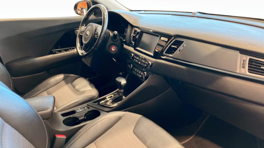 Bild 3 av Kia Niro P-HEV DCT 141hp Advance Plus