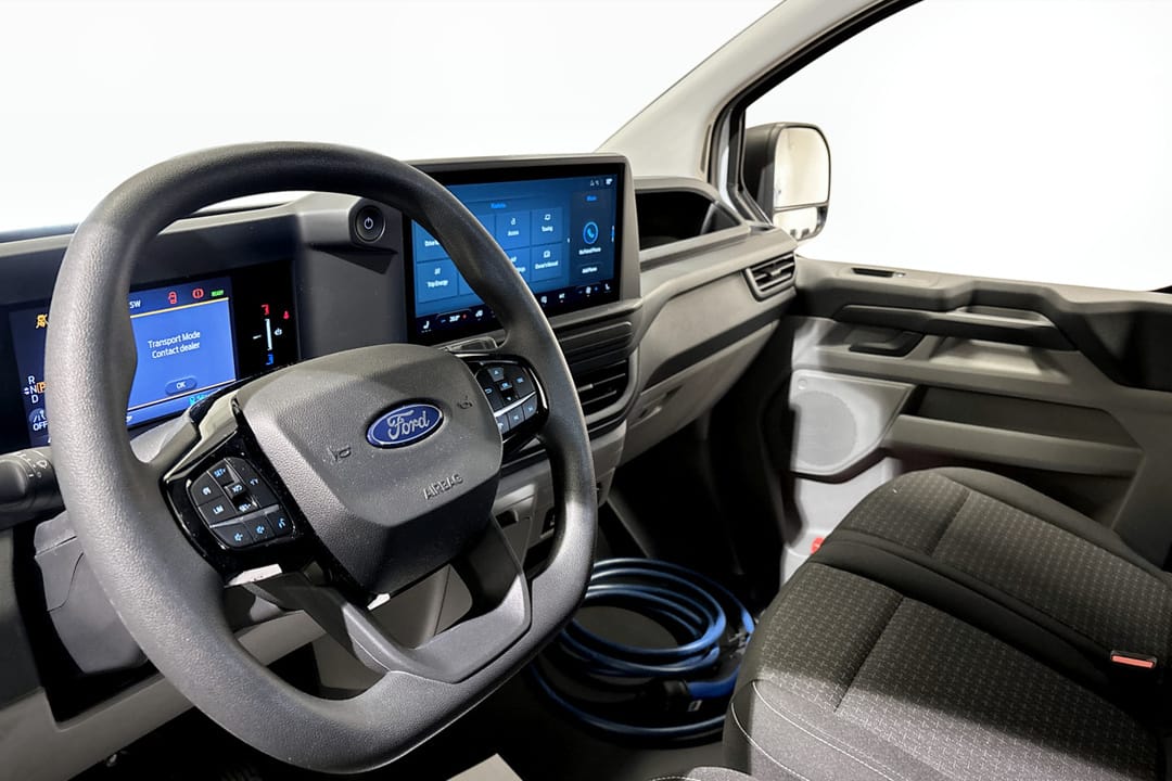 Ford E-Transit Custom 320