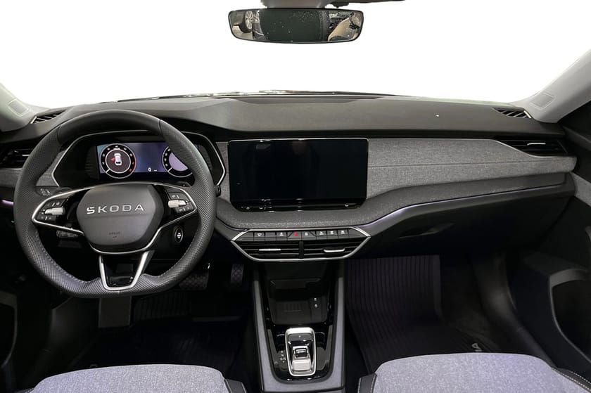 Bild 5 av Škoda Octavia Kombi Selection 1.5 TSI 116hk DSG Drag- & värmarpaket