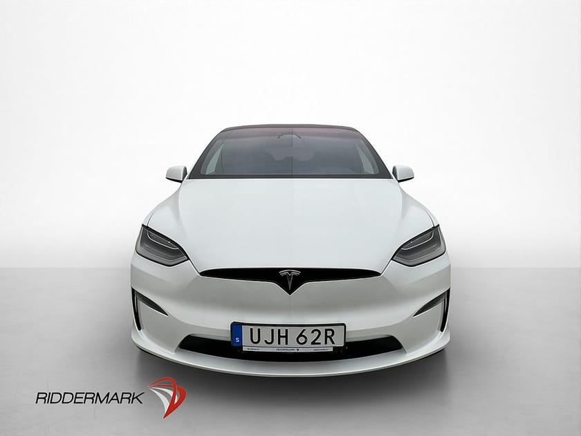 Bild 2 av Tesla Model X Dragkrok Yoke-Ratt MOMS Svensksåld