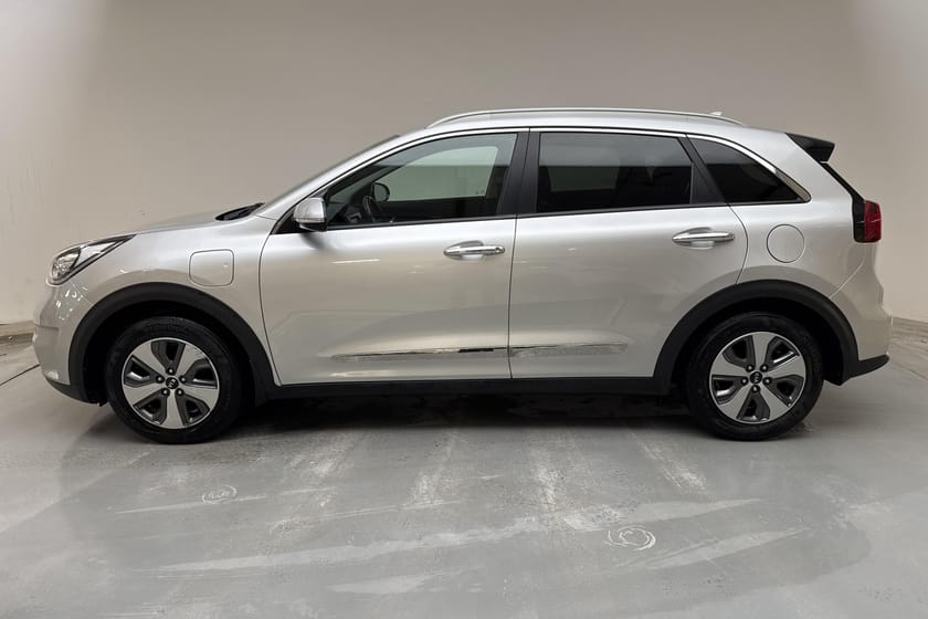 Bild 2 av Kia Niro P-HEV Plug-in Hybrid 1.6 (141hk) Advance Plus 1