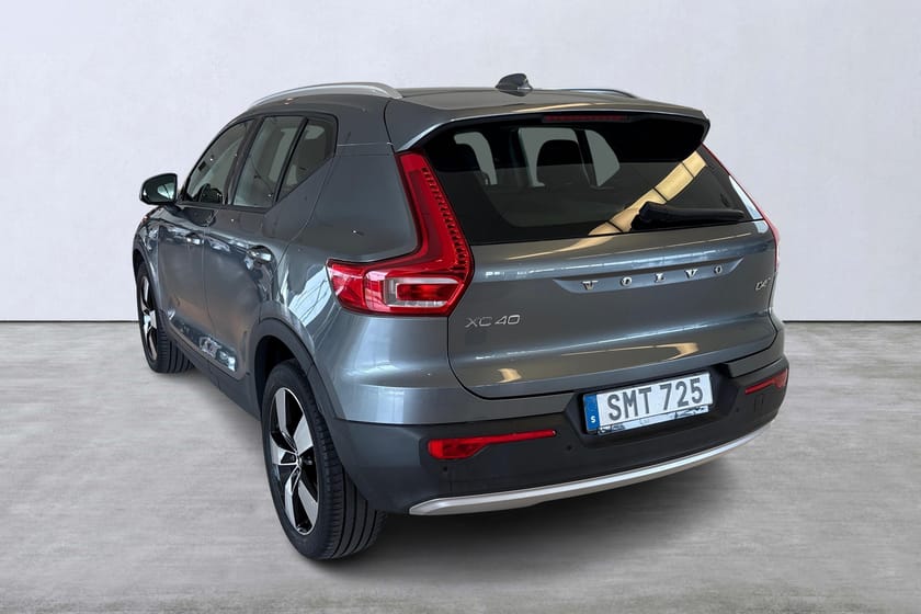 Bild 4 av Volvo XC40 D4 AWD Momentum Pro Edition