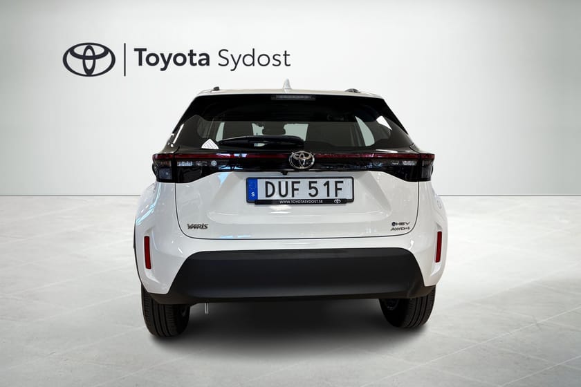 Bild 4 av Toyota Yaris Cross Hybrid 115 AWD-i Automat, Rattvärme, Backkamera, Adaptiv farthållare