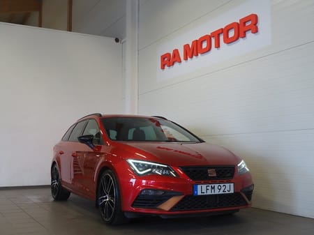 SEAT León Cupra ST