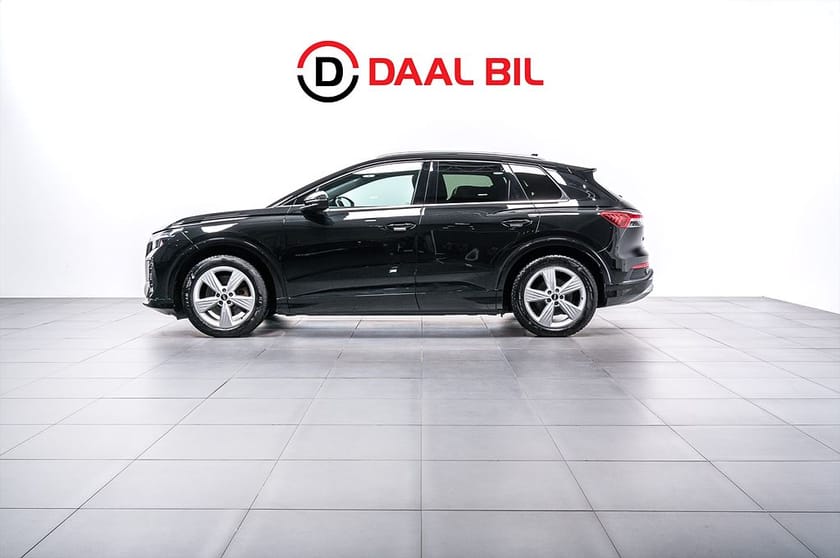 Bild 1 av Audi Q4 50 e-tron quattro 299HK 82kWh PROLINE VÄRM SONOS®