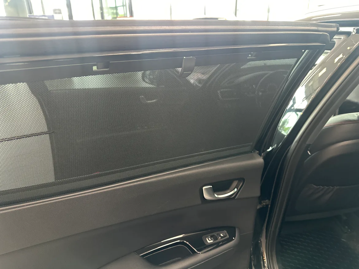picture of a car