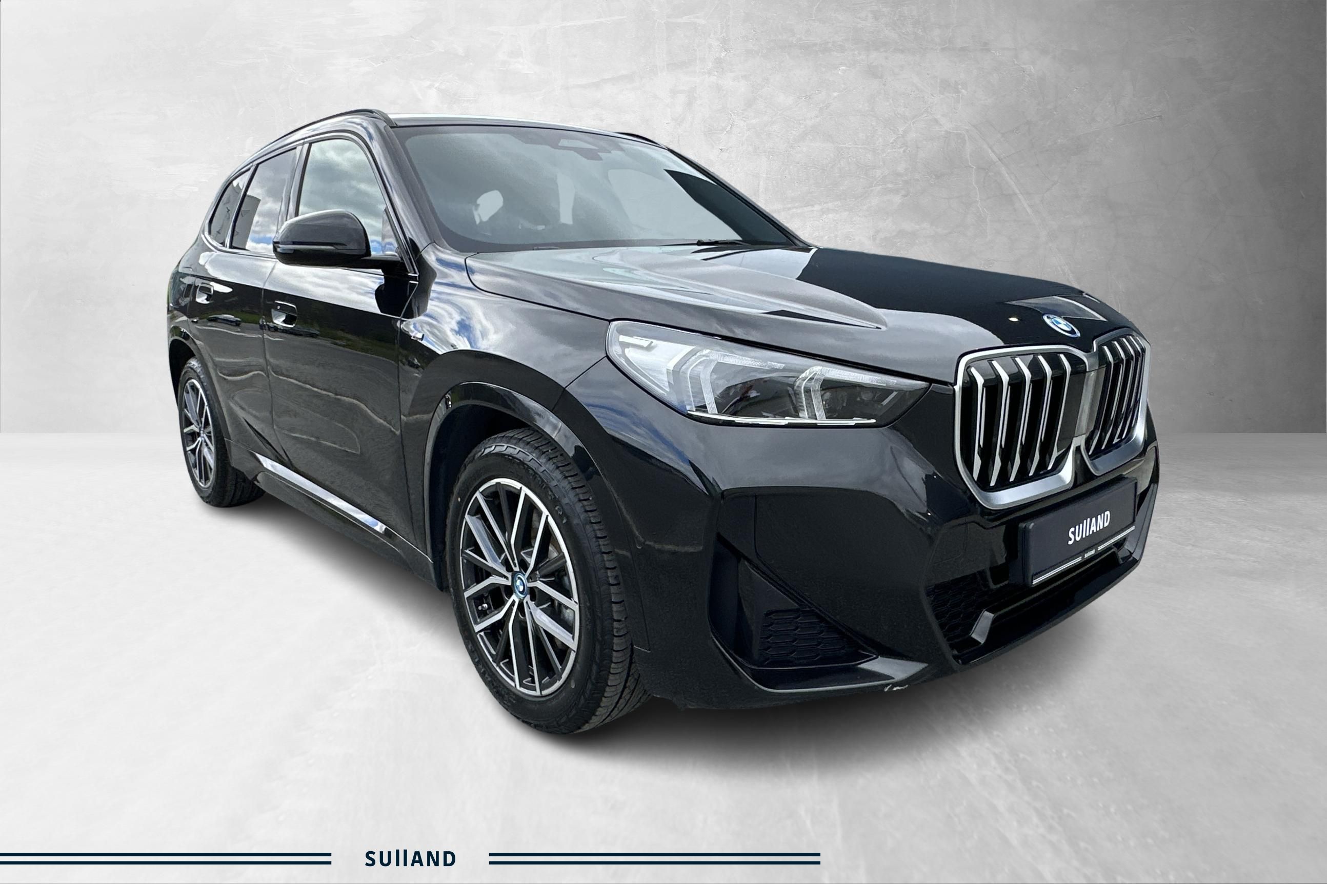 Thumnail bilde 2 av BMW X1 xDrive25e