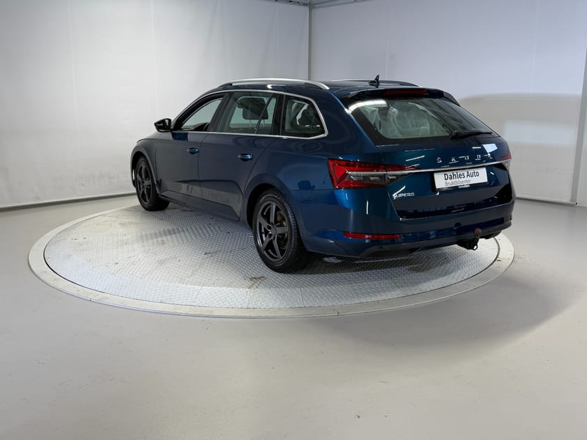 Bilde 4 av Škoda Superb Stasjonsvogn 2,0 TDI 150hk Style ACC/Krok/Webasto/Kam/Delskinn