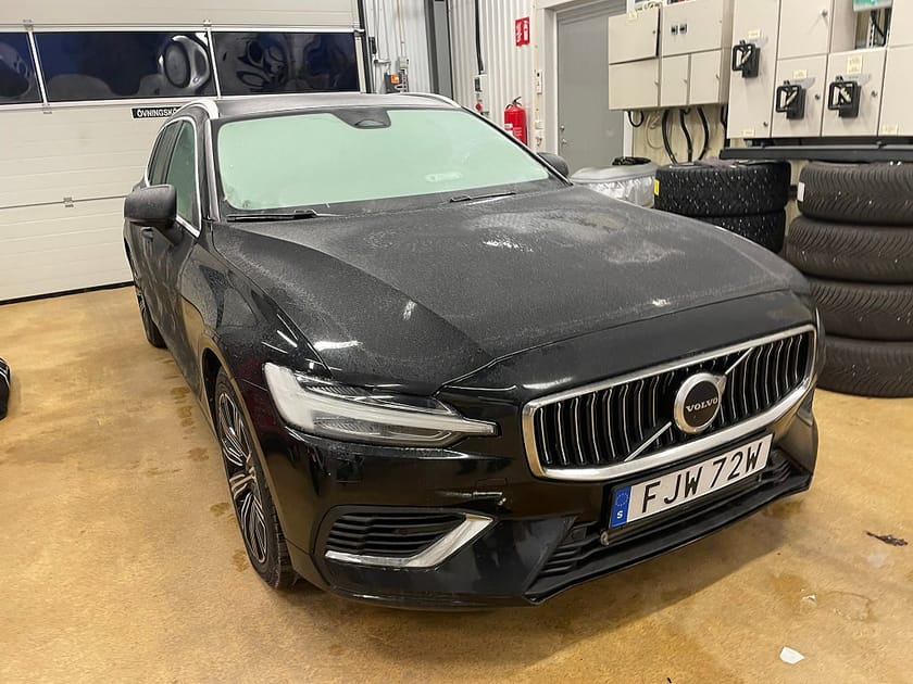 Bild 2 av Volvo V60 T6 Recharge Core Bright plug in AWD 350HK 4x4