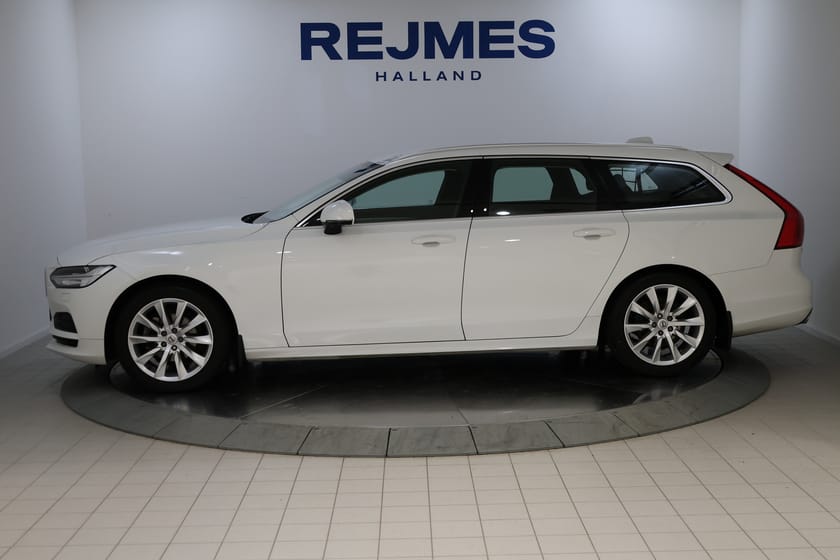 Bild 3 av Volvo V90 D4 AWD Momentum Edition | Dragkrok | Elmanövrerad förarstol | Smartphone Integration |