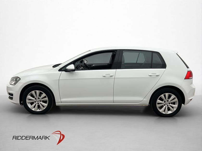 Bild 4 av Volkswagen Golf 1.2 TSI 110hk Drag Kamera Bluetooth CarPlay
