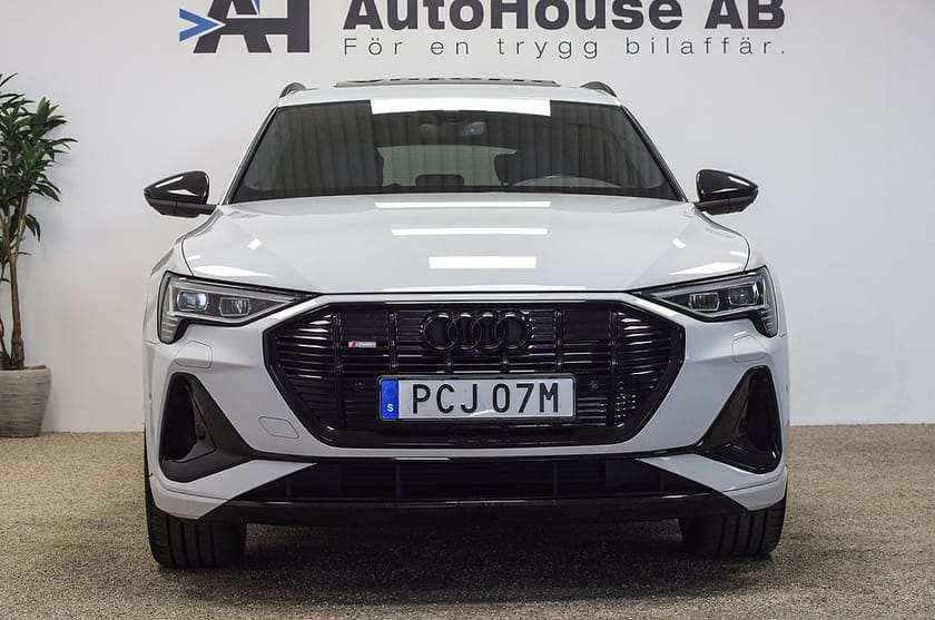 Bild 4 av Audi e-tron 55 quattro S Line Black B&O Pano 360 Drag Matrix