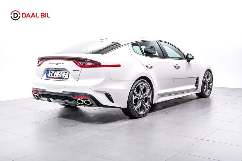 Bild 4 av Kia Stinger GT AWD 3.3 V6 T-GDI 370HK H/K® TAKLUCKA 360-KAM
