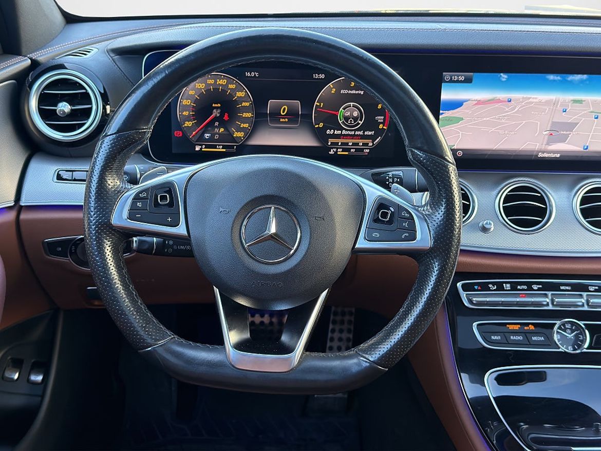 Mercedes-Benz E 220 T d, bild 10 av 19