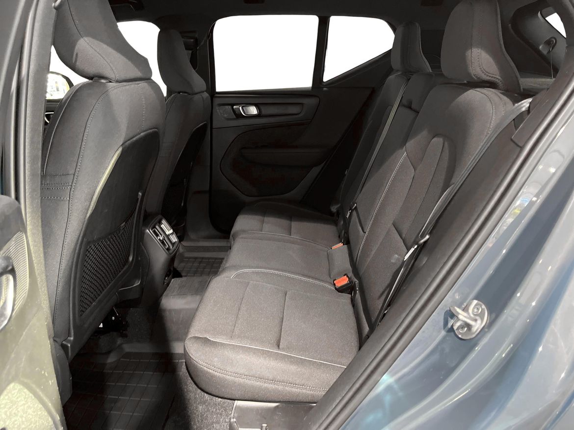 Volvo XC40 2023 - miniatyr 7