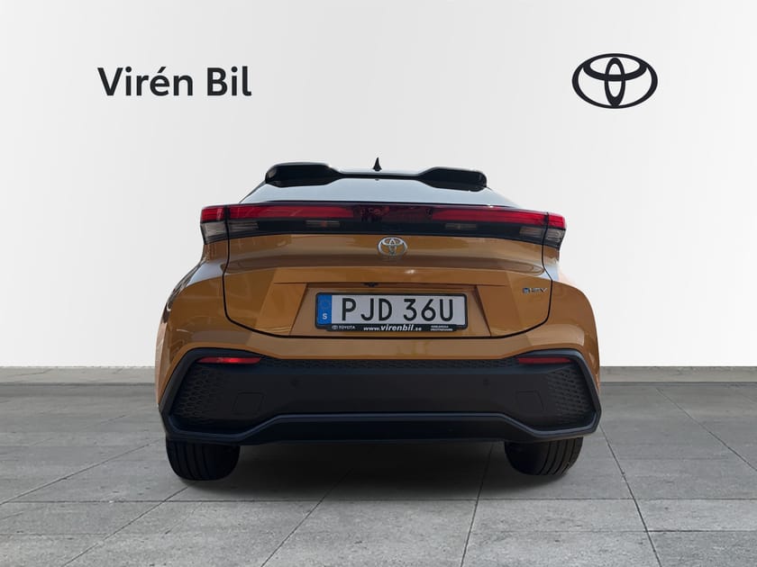 Bild 4 av Toyota C-HR Hybrid 1,8 Style Teknik Bi-tone (Vinterhjul)