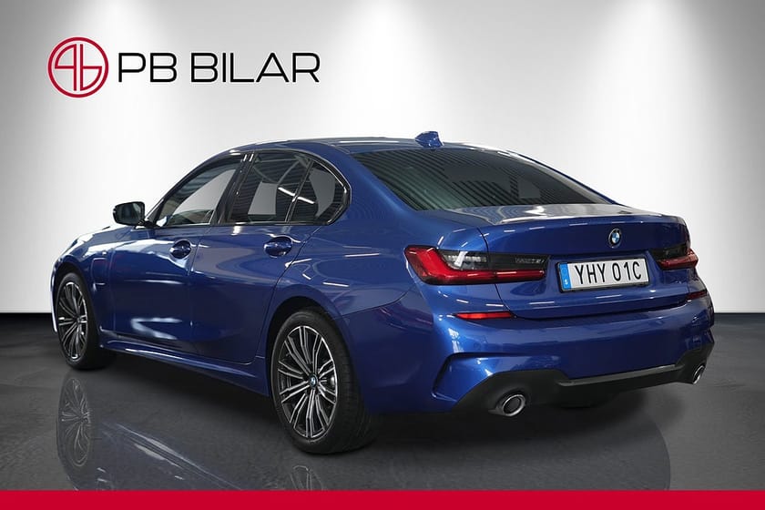 Bild 5 av BMW 330e Sedan 292hk M Sport Cockpit Ambient Navi CarPlay PDC
