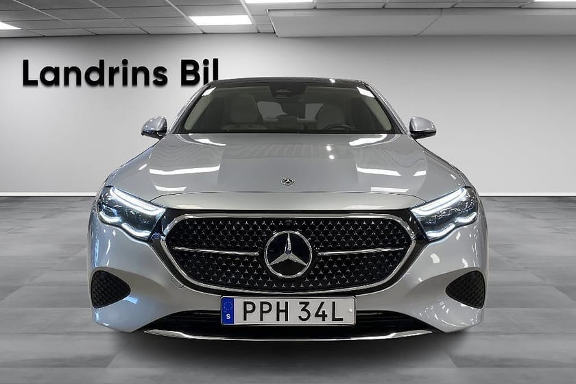 Bild 2 av Mercedes-Benz E 300 d e 4MATIC de Pano HUD Drag Superscreen MOMS