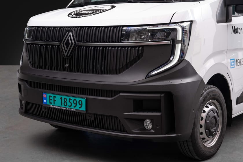 Bilde 2 av Renault Master E-Tech Electric L2H2 Van of the year 2025!
