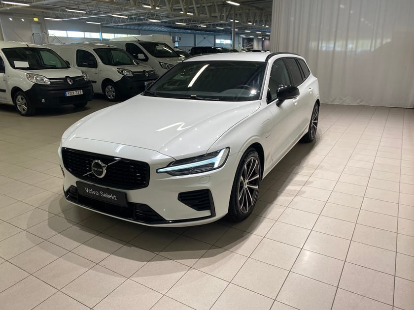Bild 2 av Volvo V60 T6 Plus Dark Edition