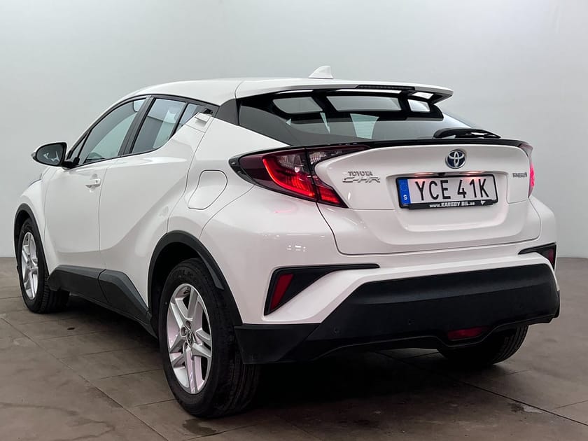Bild 4 av Toyota C-HR Hybrid CVT Active 122hk Backkamera
