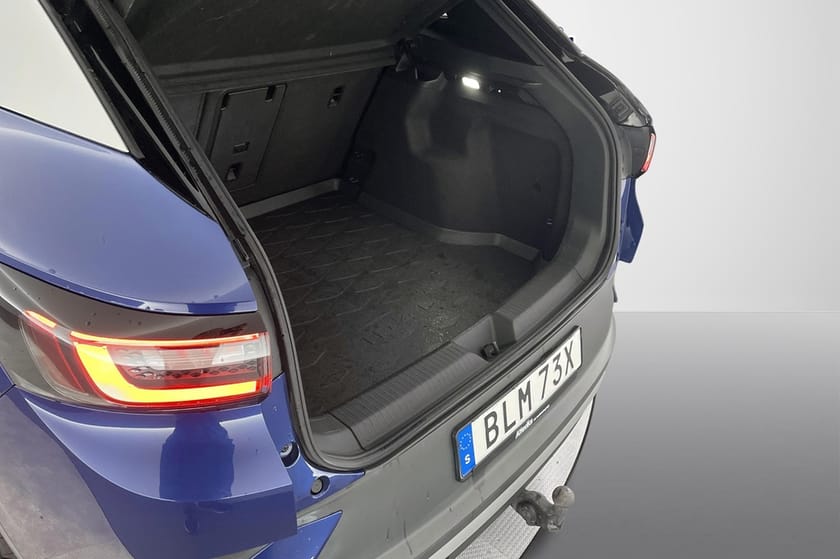 Bild 5 av Volkswagen ID.4 Pro Performance 1st Edition *Drag/Kamera/LED*