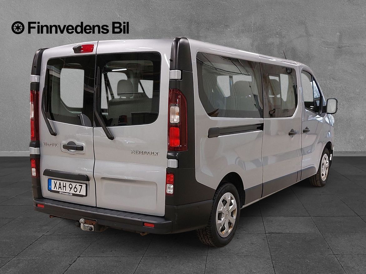 Renault Trafic 2023 - miniatyr 4