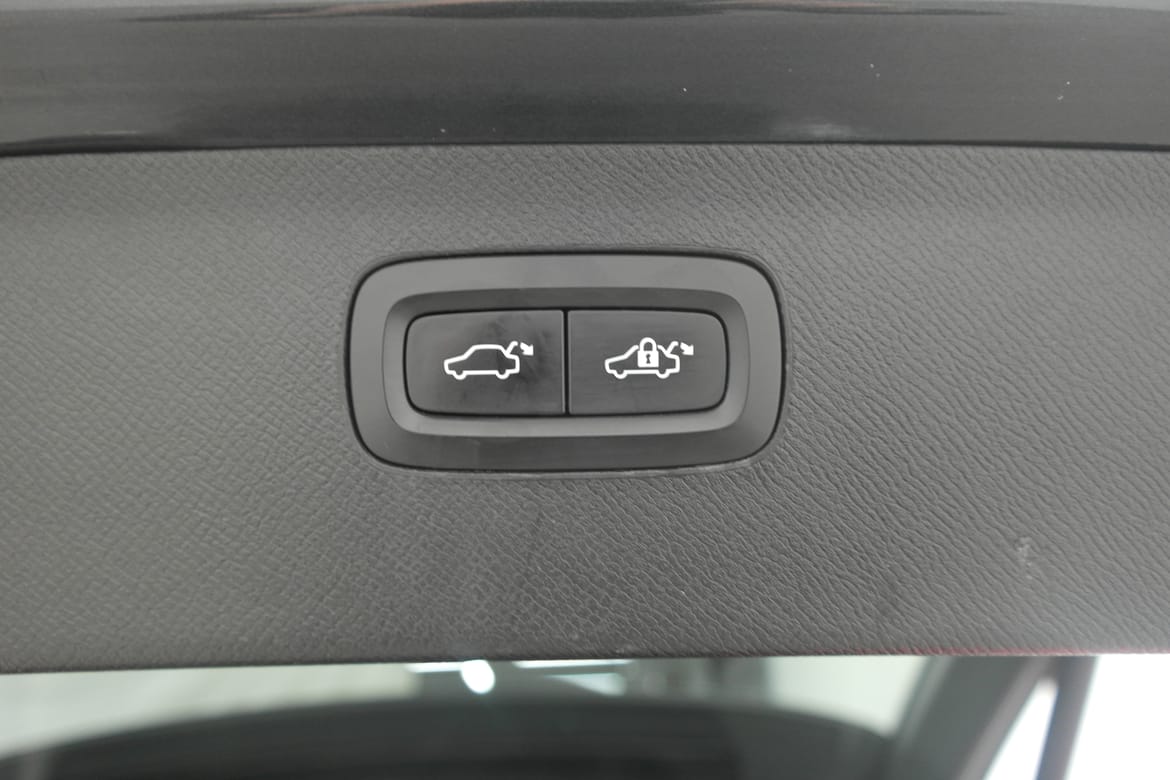 Volvo XC90 2017 - miniatyr 19