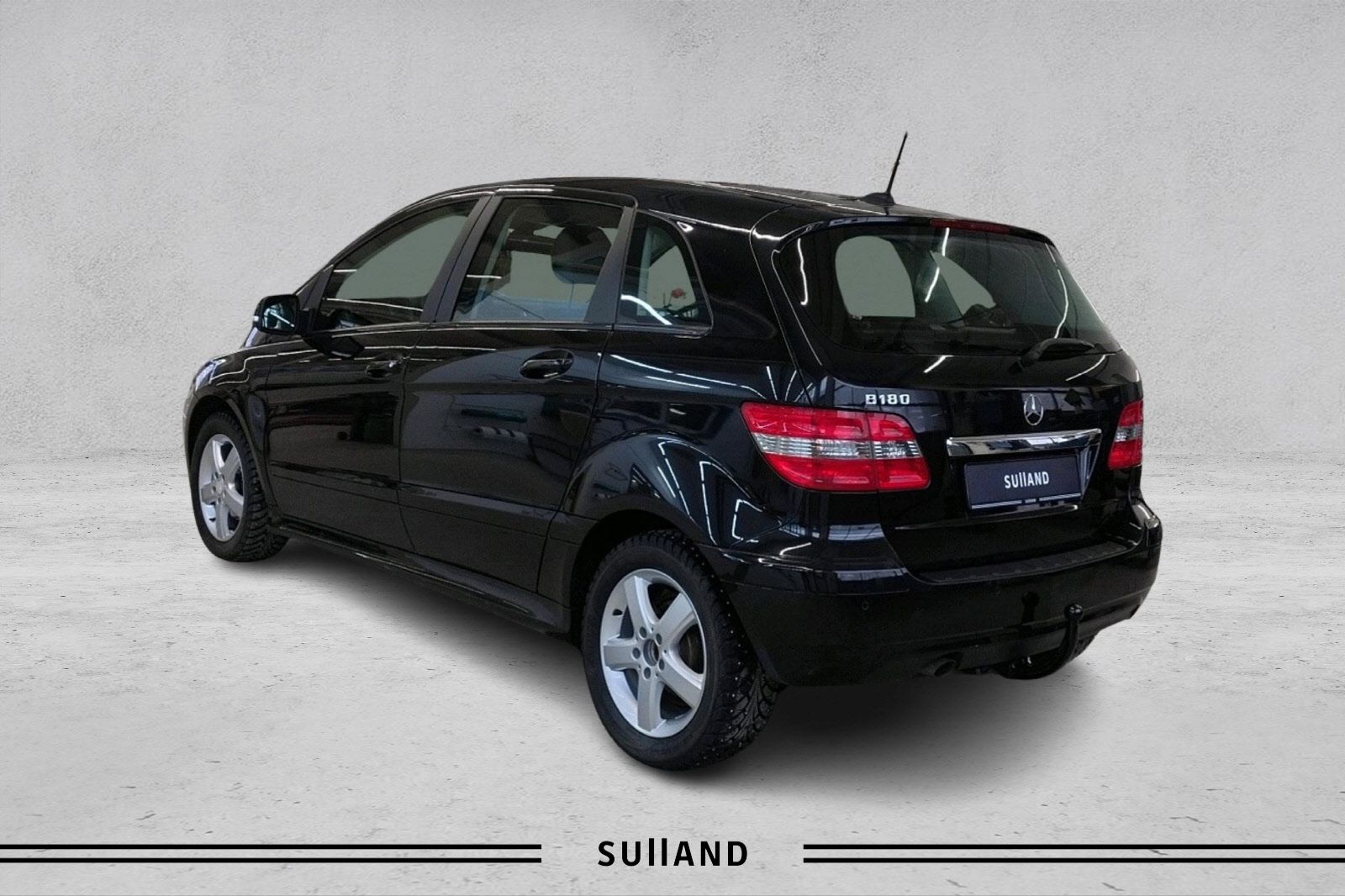 Thumnail bilde 2 av Mercedes-Benz B 180