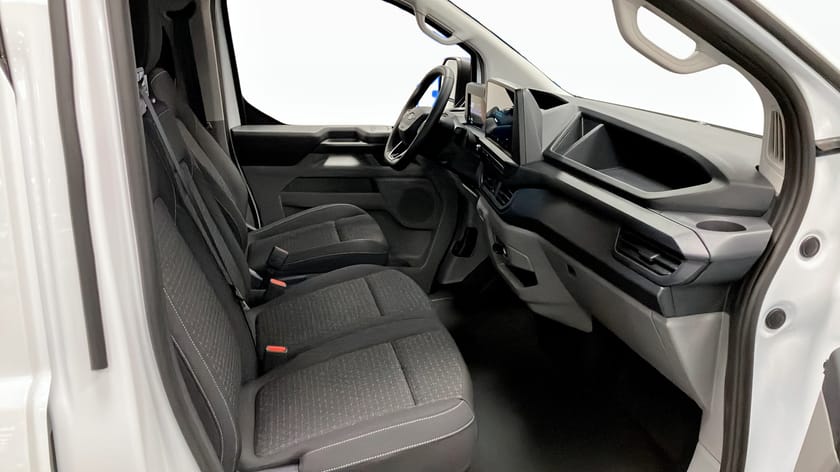 Bild 3 av Ford E-Transit Custom 320 Trend 320S 218hk RWD 15.000kr laddning & 0% ränta
