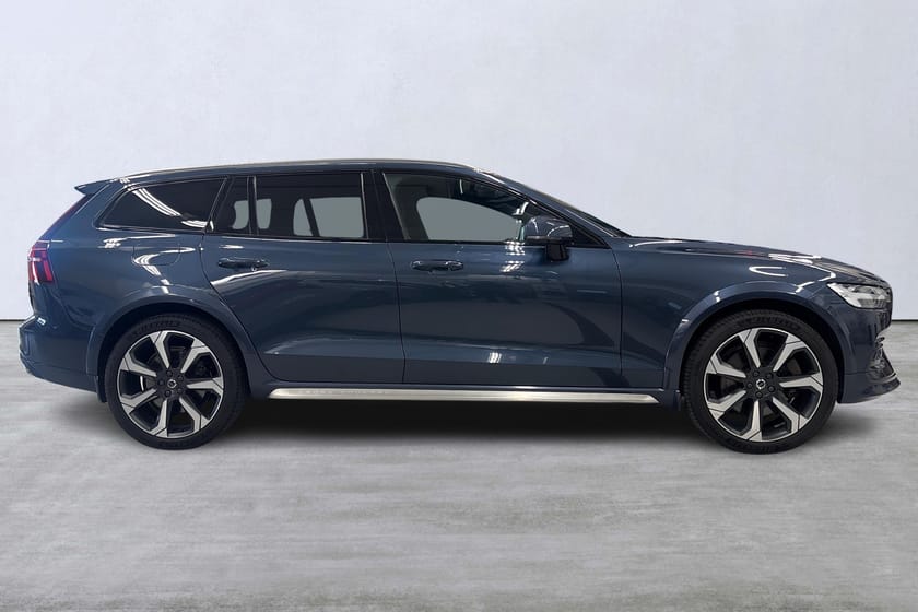 Bild 3 av Volvo V60 Cross Country D4 AWD Pro Edition