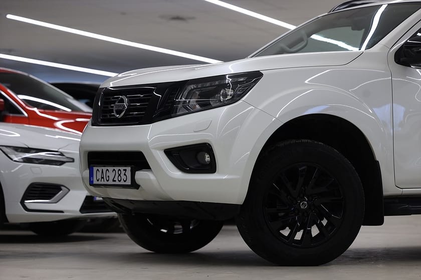 Bild 4 av Nissan Navara Dubbelhytt 2.3 dCi 4WD 190hk N-Guard Pano Värmare