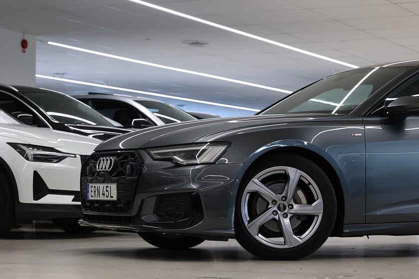 Bild 4 av Audi A6 Avant 40 TDI quattro 204hk S Line Cockpit Navi Drag