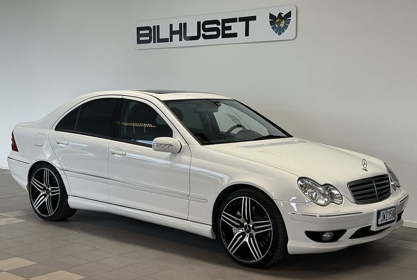 Bild 1 av Mercedes-Benz C 32 AMG 