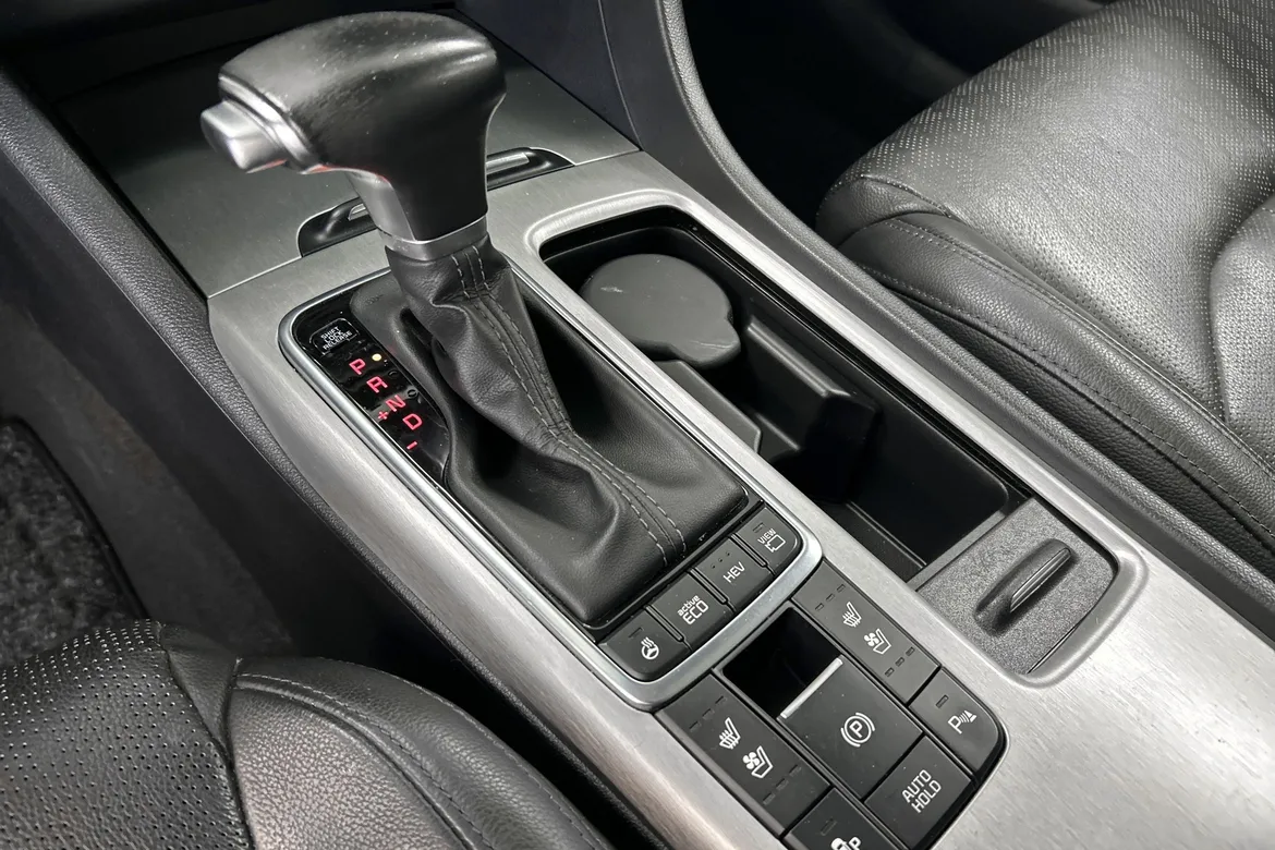 picture of a car