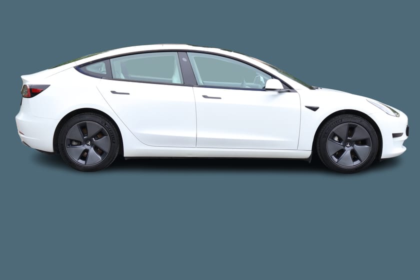Bild 4 av Tesla Model 3 Standard Range 283hkr Dragkrok / Vinterhjul / Svart & Vit reducerad Premiuminteriör