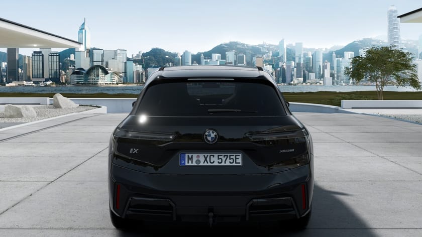 Bild 5 av BMW iX xDrive60 M Sport Pro Supercharged Ed Drag DA Pro B W