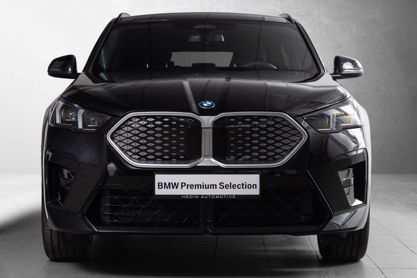 Bilde 2 av BMW iX2 xDrive30 Fully Charged Premium E.(K)