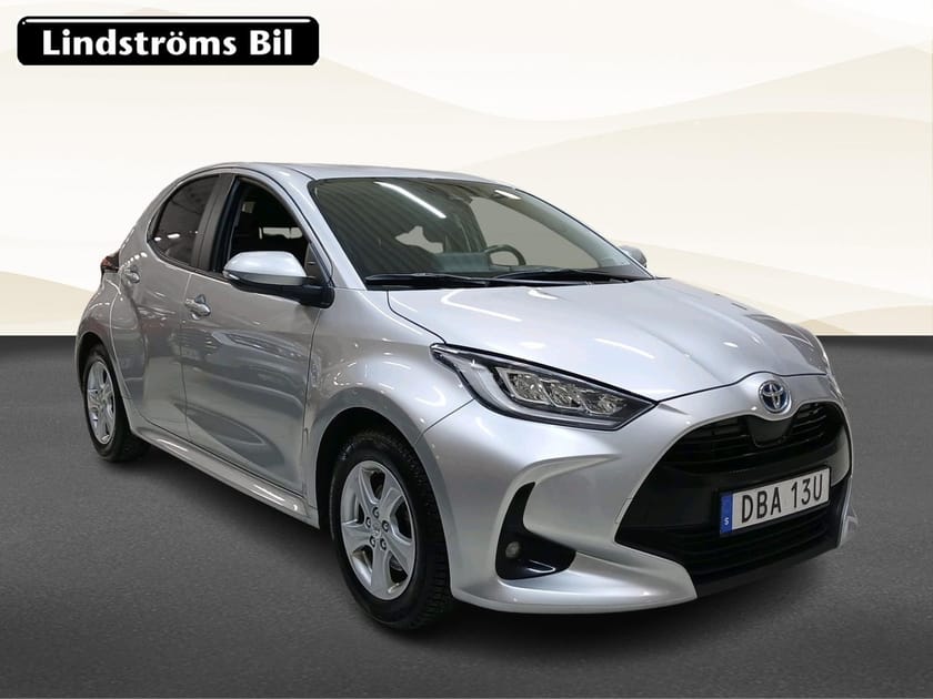 Bild 3 av Toyota Yaris Hybrid 1,5 5D ACTIVE PLUS VINTERHJUL