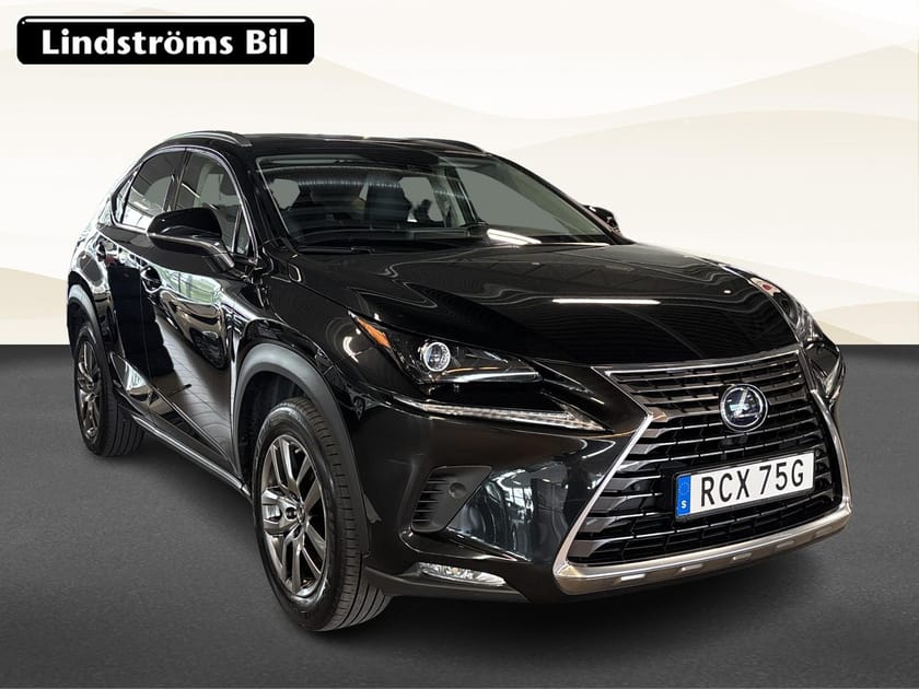 Bild 3 av Lexus NX 300h AWD Executive Navi Sommar/Vinterhjul