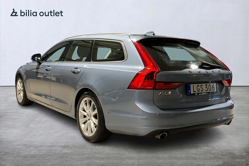 Bild 4 av Volvo V90 D4 Momentum 190hk VOC Panorama Navi Värmare Drag