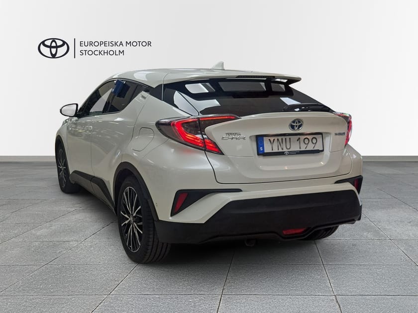 Bild 3 av Toyota C-HR Hybrid 1.8 HSD Executive JBL Teknikpaket / V-hjul