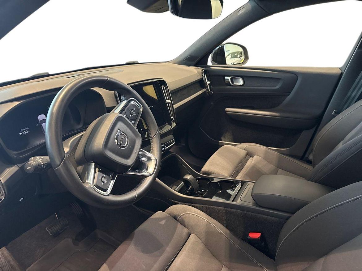 Volvo XC40 2023 - miniatyr 9