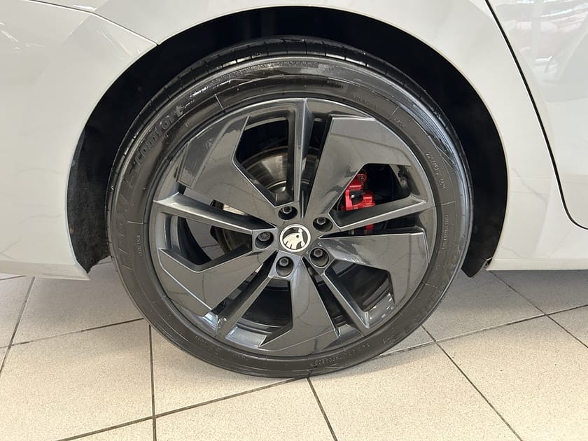 Bild 4 av Škoda Octavia Kombi RS 2,0 TDI  200 HK