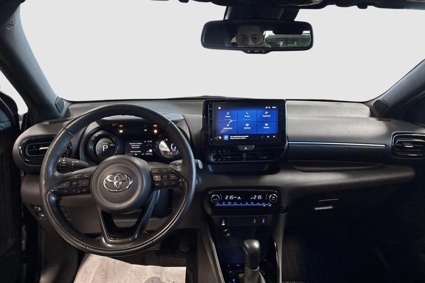 Bild 2 av Toyota Yaris Hybrid 1,5 STYLE 5D
