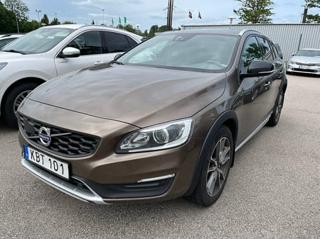 Volvo V60 Cross Country D4 AWD 220HK 4x4 Summum
