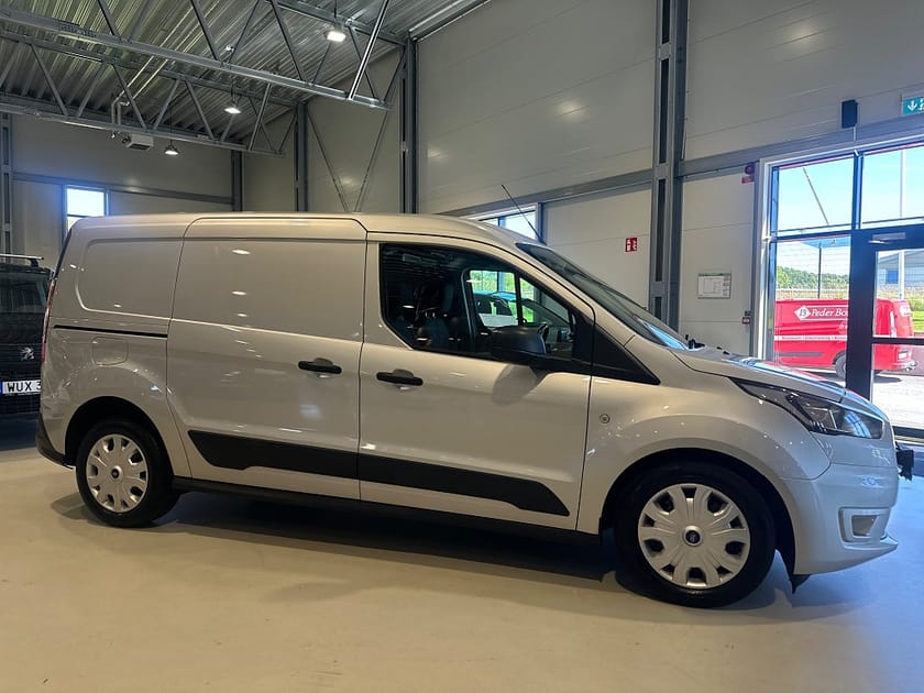 Bild 3 av Ford Transit Connect 210 LWB L2 1.5 EcoBlue Drag / Värmare / Carplay