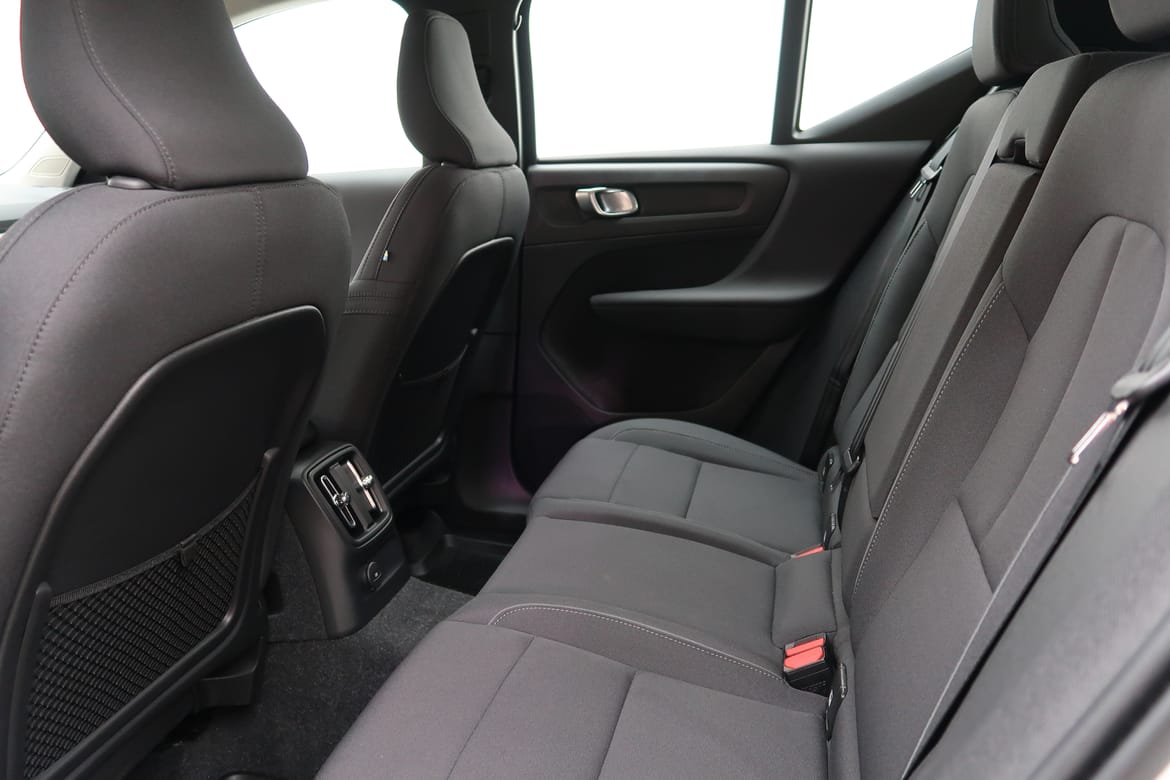 Volvo XC40 2022 - miniatyr 5